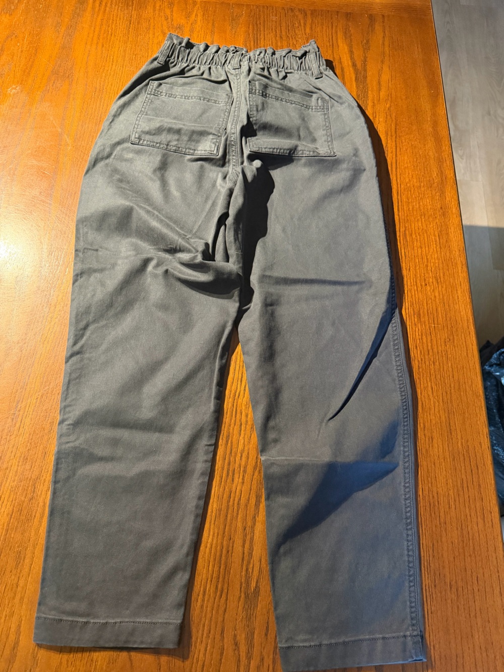 Universal Thread Women's Elastic Waist Chinos - Charcoal - Picture 4 of 4